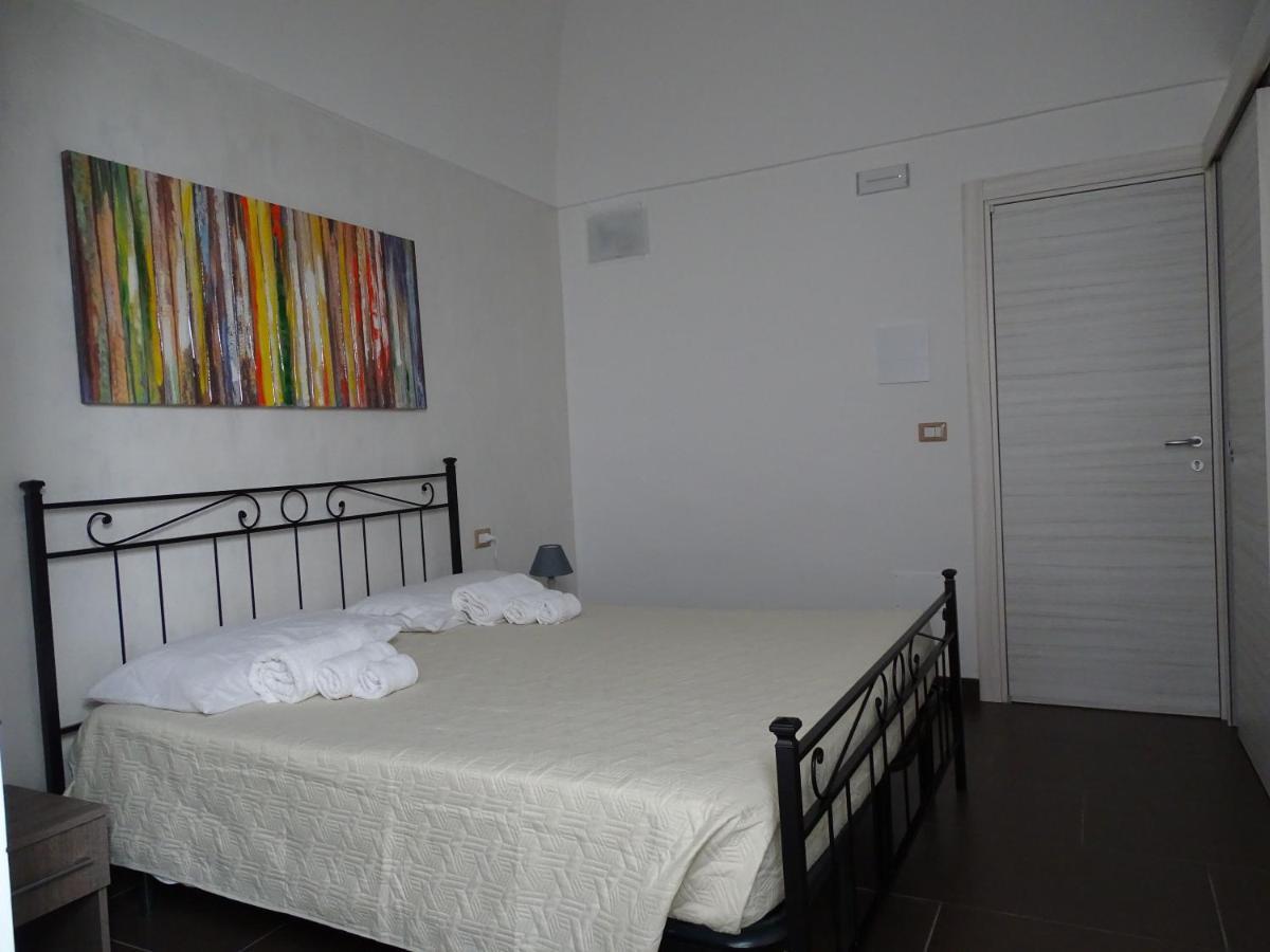 Nonna Ia B&B Parabita Bagian luar foto
