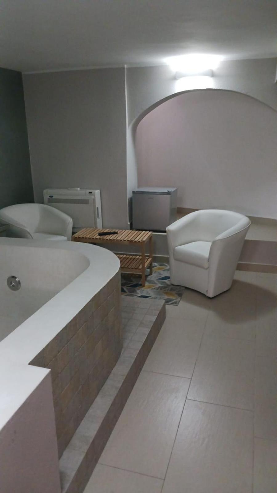 Nonna Ia B&B Parabita Bagian luar foto
